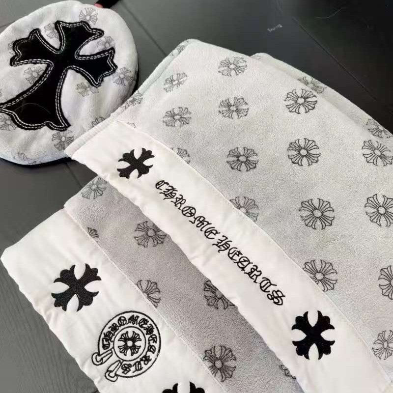2026 New Chrome Hearts Coral Fluff Oversized Bath Towel, Headscarf, and Hair Dryer Towel