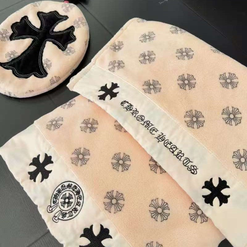 2026 New Chrome Hearts Coral Fluff Oversized Bath Towel, Headscarf, and Hair Dryer Towel