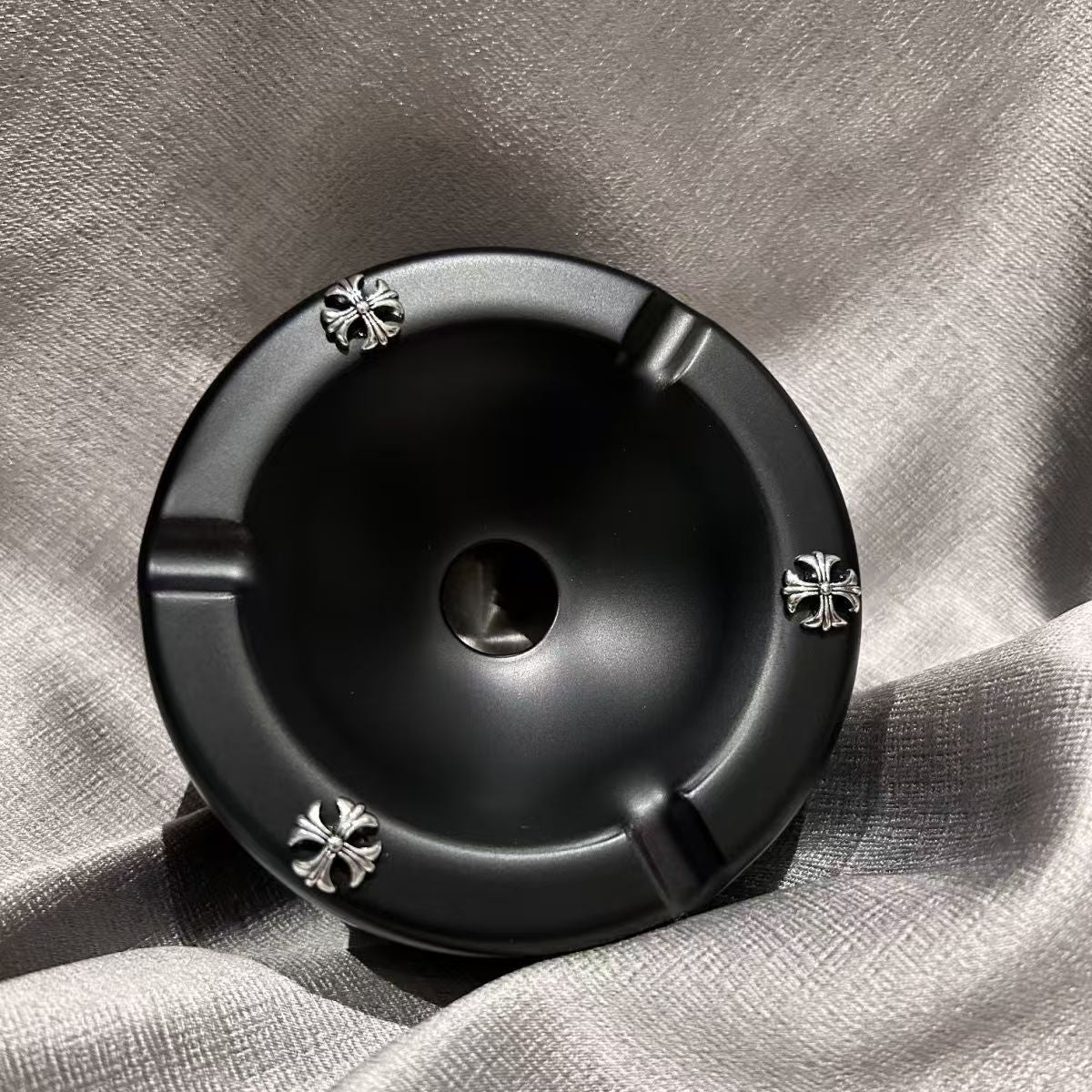 Chrome Hearts Windproof and Anti-Fly Ash Steel