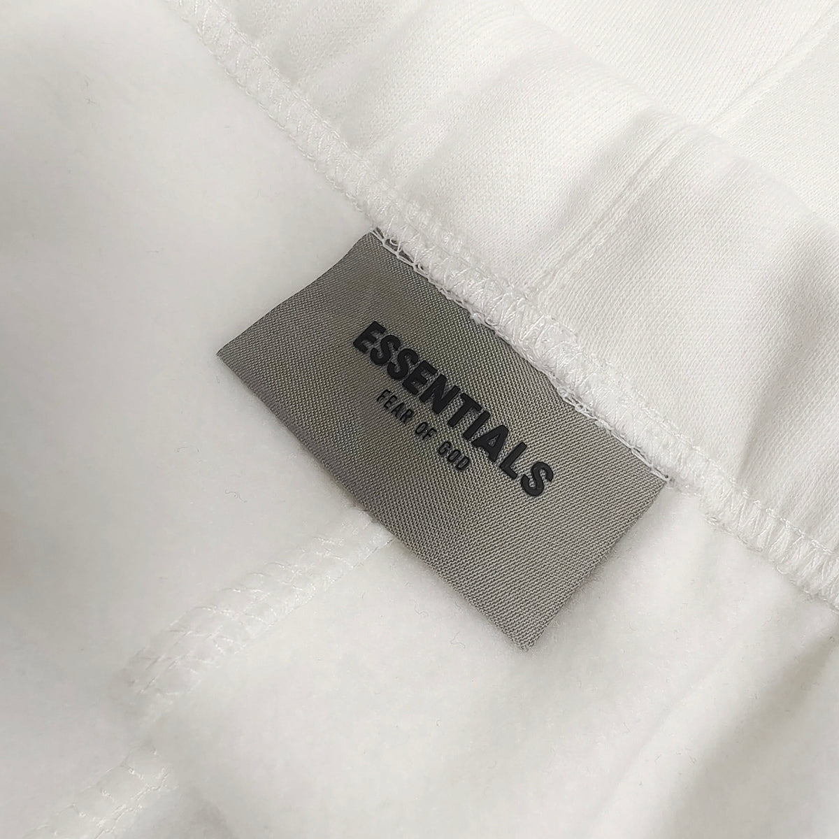 Fear of God ESSENTIALS Relaxed Sweat Shorts