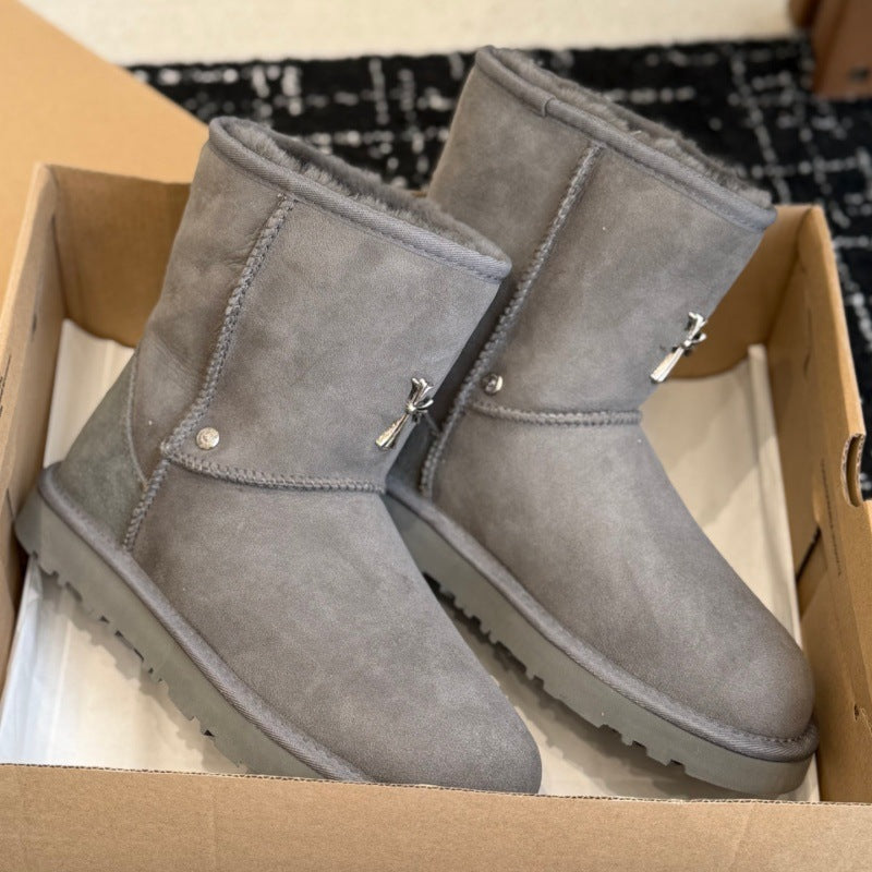 Black Chrome Heart Uggs