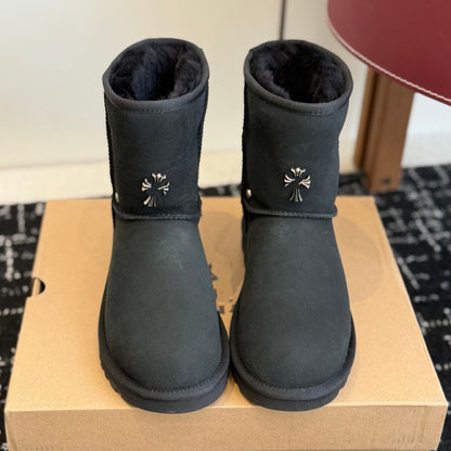 Black Chrome Heart Uggs