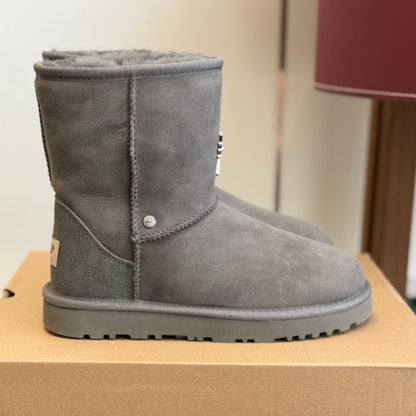 Black Chrome Heart Uggs
