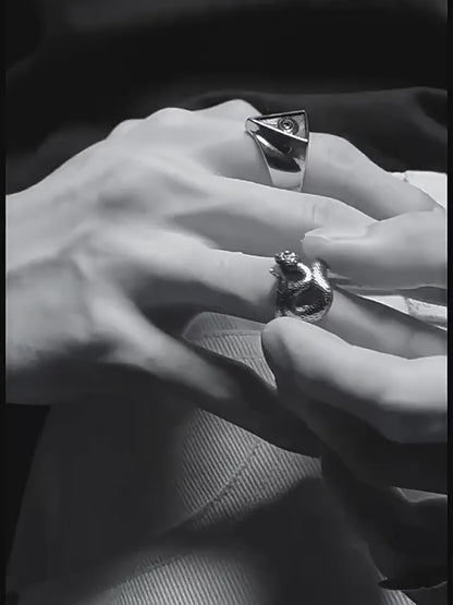 Syou Serpentine titanium steel ring